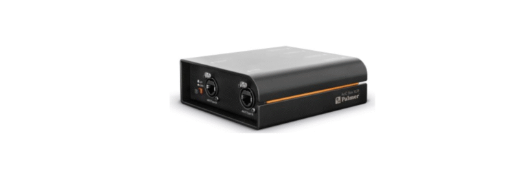 Palmer PAOCBXLRFXLR Female Audio Over Cat Box