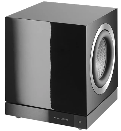 Accessories included in the package such as cables, grilles, and feet