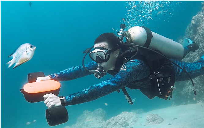 GENEINNO-S2-Dual-Motors-Underwater-Scooter-figure-5