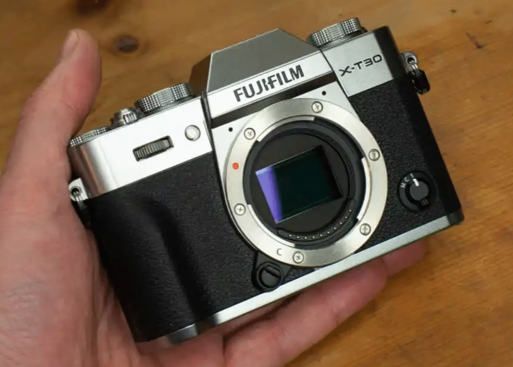 What-Is-A-Mirrorless-Cameras-figure-7